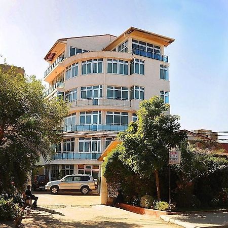 Dimitri Hotel Addis Ababa Dış mekan fotoğraf